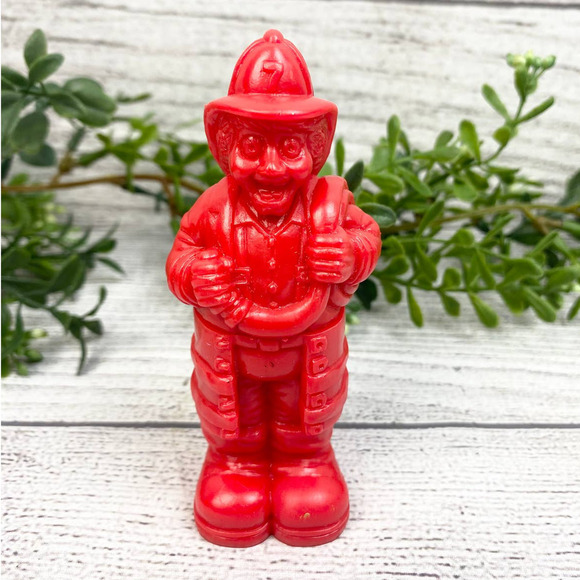Vintage 1994 Wendy's Kids Meal Fireman Figure - Picture 1 of 5